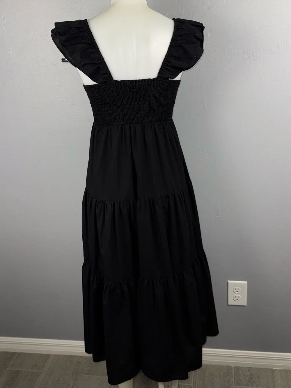 Abercrombie & Finch Tiered Ruffle Sleeve Poplin Maxi Dress M Black Whimsigoth